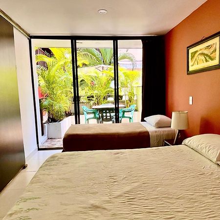 Casa Kiwi Hostel Medellin Luaran gambar