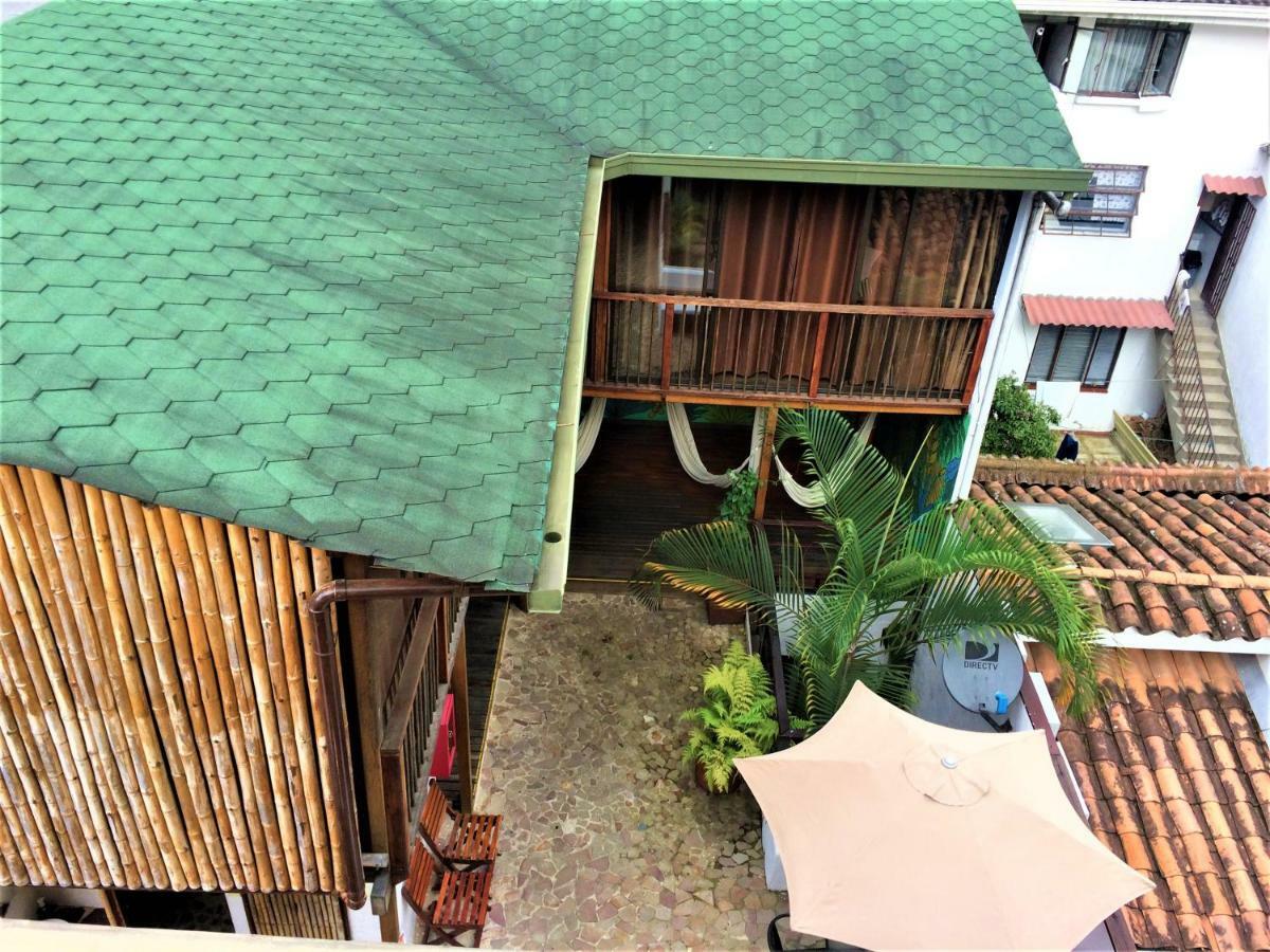 Casa Kiwi Hostel Medellin Luaran gambar