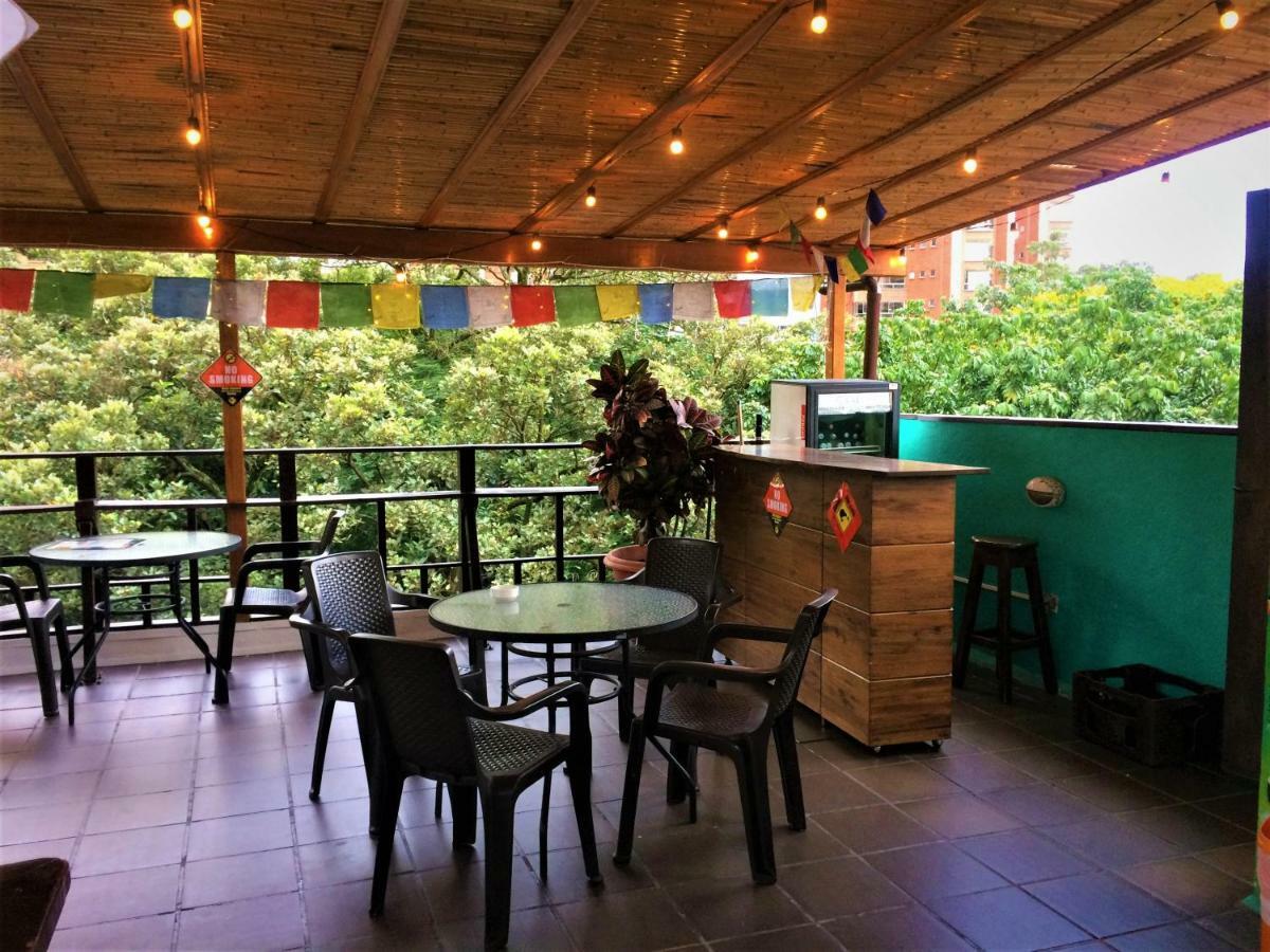 Casa Kiwi Hostel Medellin Luaran gambar